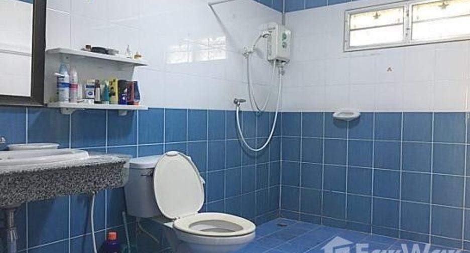 For sale 4 bedrooms house in Thanyaburi, Pathum Thani