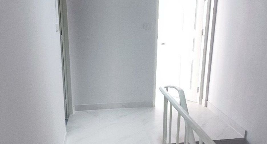 For sale 2 bedrooms townhouse in Lam Luk Ka, Pathum Thani