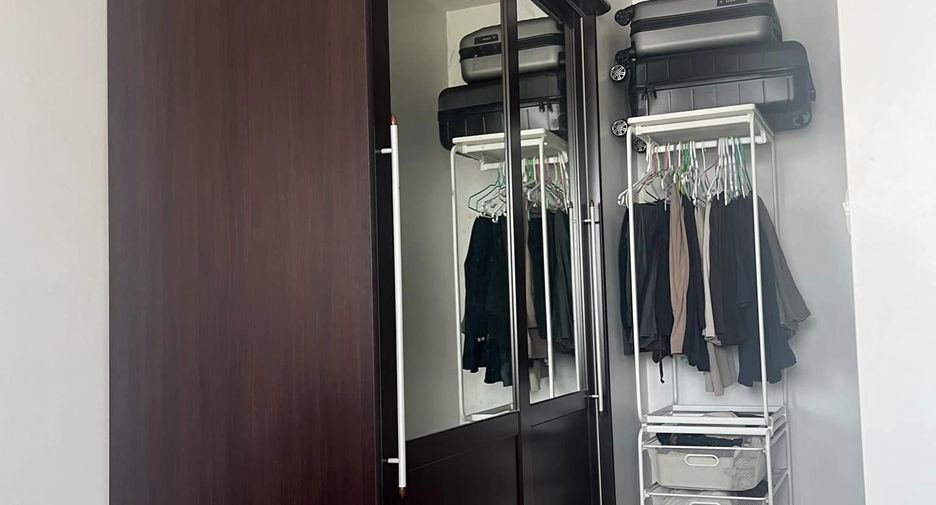 For sale 1 bed condo in Bang Na, Bangkok