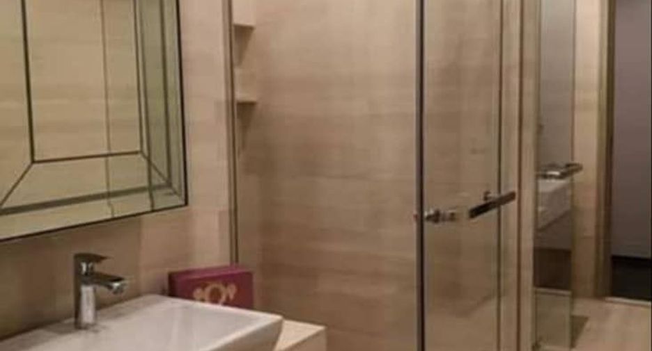 Condo en venta y en alquiler de 2 habitaciones en Khlong Toei, Bangkok
