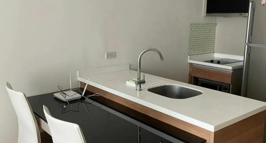For sale and for rent 1 bed condo in Phra Khanong, Bangkok