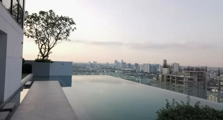 For sale 3 bedrooms condo in Mueang Nonthaburi, Nonthaburi