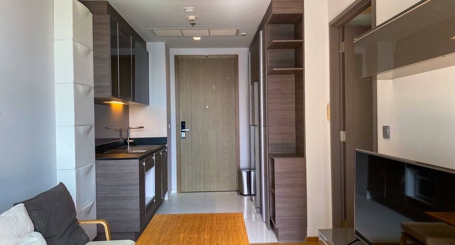À vendre 1 chambre condo à Khlong Toei, Bangkok