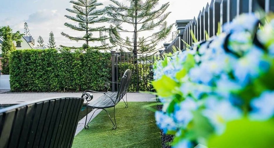 For sale 2 bedrooms townhouse in Lam Luk Ka, Pathum Thani