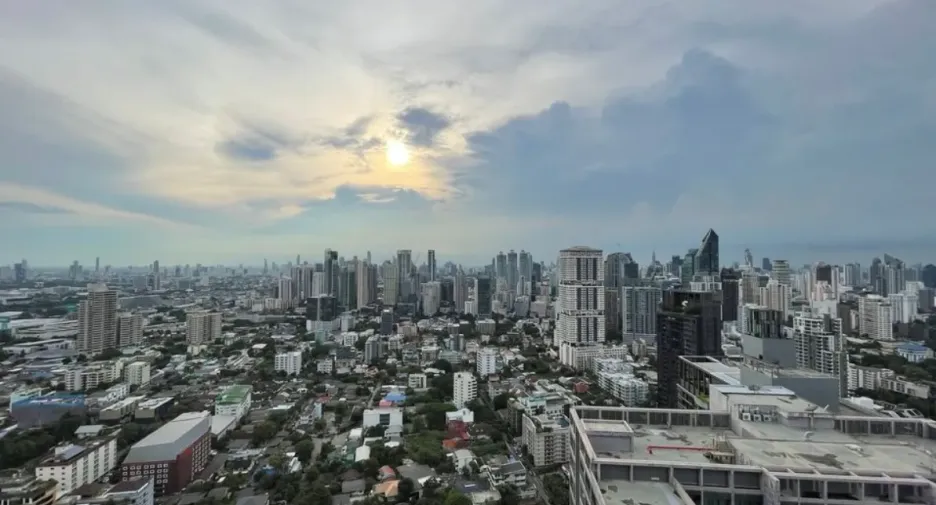 出售 和 出租 1 卧室 公寓 在 Khlong Toei, 曼谷