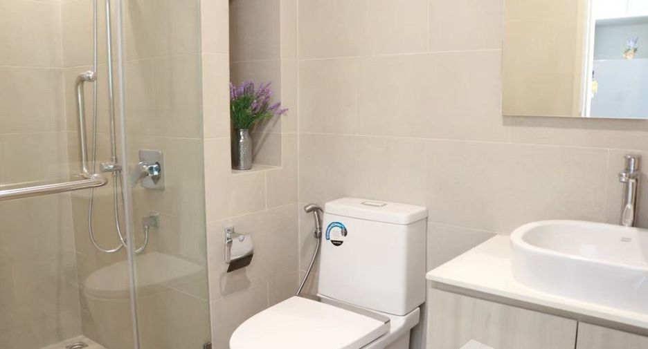 For sale 1 bed condo in Mueang Chon Buri, Chonburi