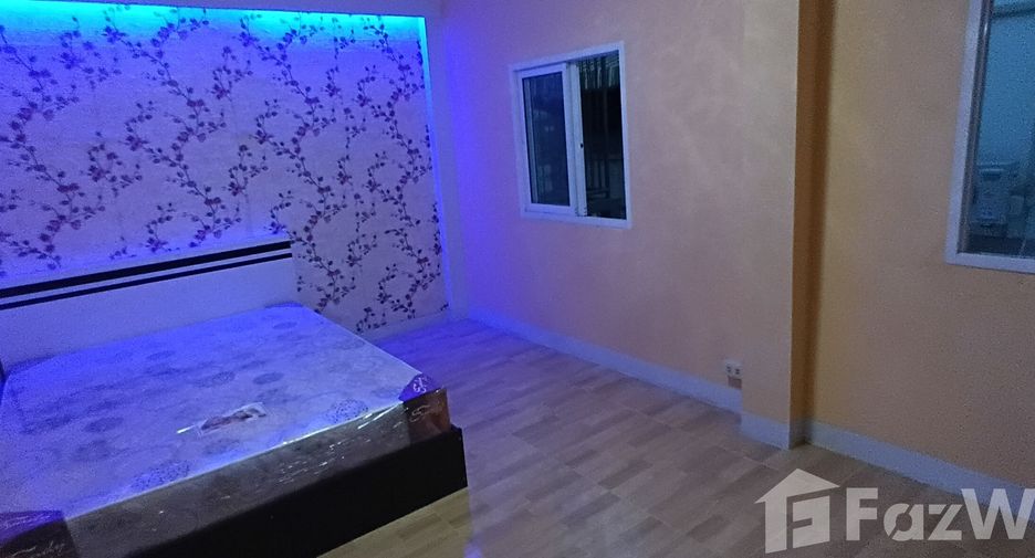 For sale 3 bedrooms townhouse in Mueang Nonthaburi, Nonthaburi