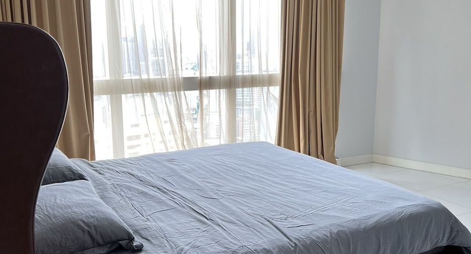 For sale 1 bed condo in Khlong Toei, Bangkok