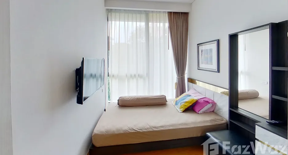 For sale 2 bedrooms condo in Khlong Toei, Bangkok
