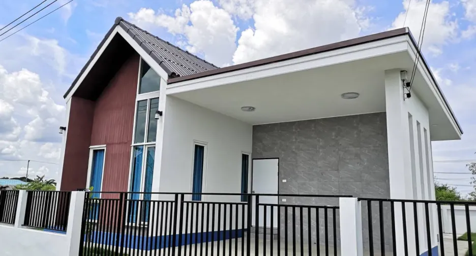 For sale 2 bedrooms house in Kamphaeng Saen, Nakhon Pathom