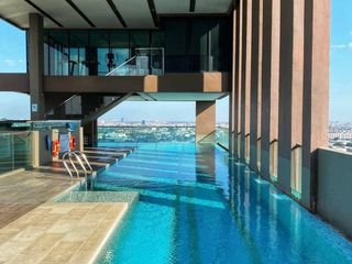 出售 1 卧室 公寓 在 Mueang Samut Prakan, Samut Prakan
