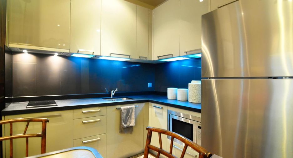 For rent and for sale 1 bed condo in Watthana, Bangkok