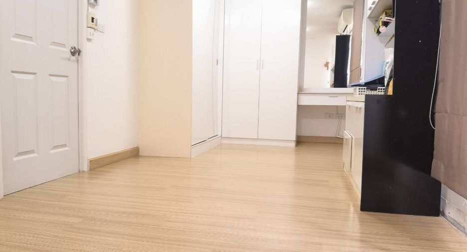 For sale 3 bedrooms townhouse in Mueang Pathum Thani, Pathum Thani