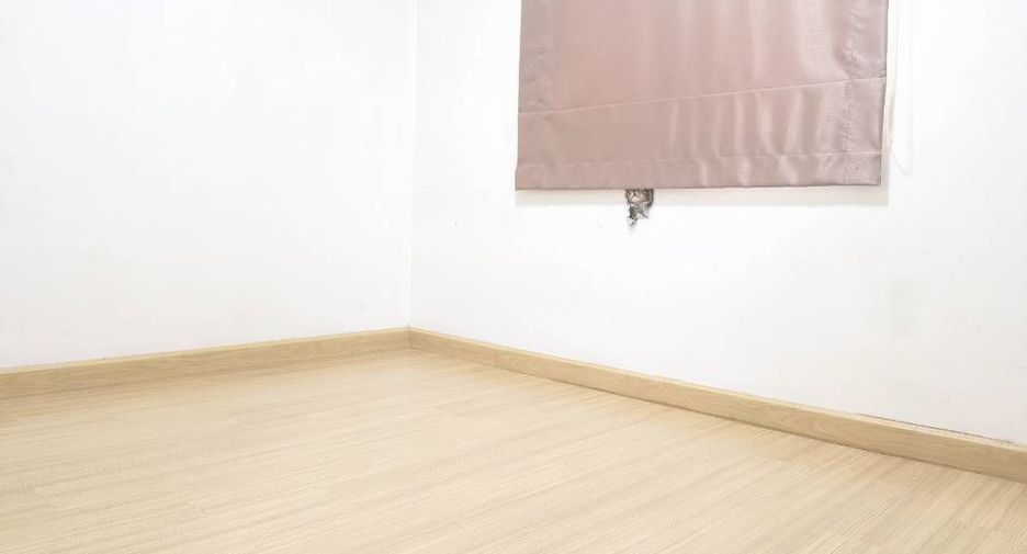 For sale 3 bedrooms townhouse in Mueang Pathum Thani, Pathum Thani