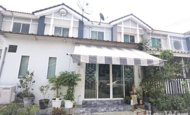 For sale 3 bedrooms townhouse in Mueang Pathum Thani, Pathum Thani
