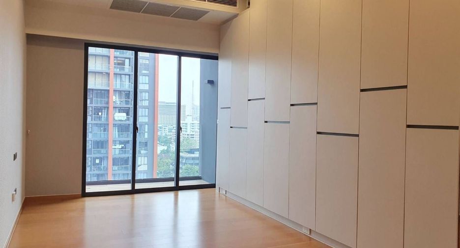 For sale 1 bed condo in Watthana, Bangkok