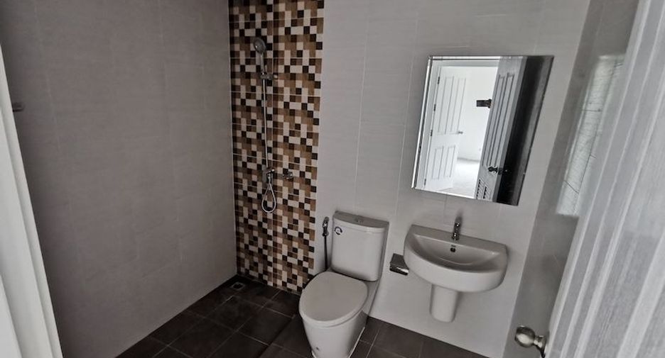 Reihenhaus zum Kauf mit 3 Zimmer in Bang Bua Thong, Nonthaburi