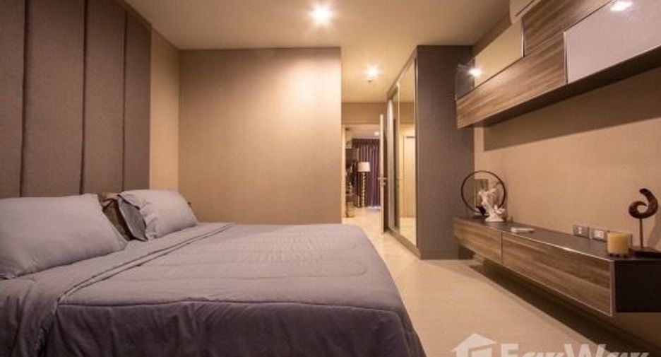 For sale 2 bedrooms condo in Khlong Toei, Bangkok