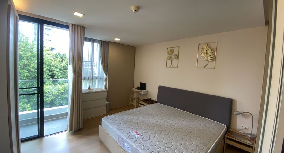 For sale 1 bed condo in Khlong Toei, Bangkok