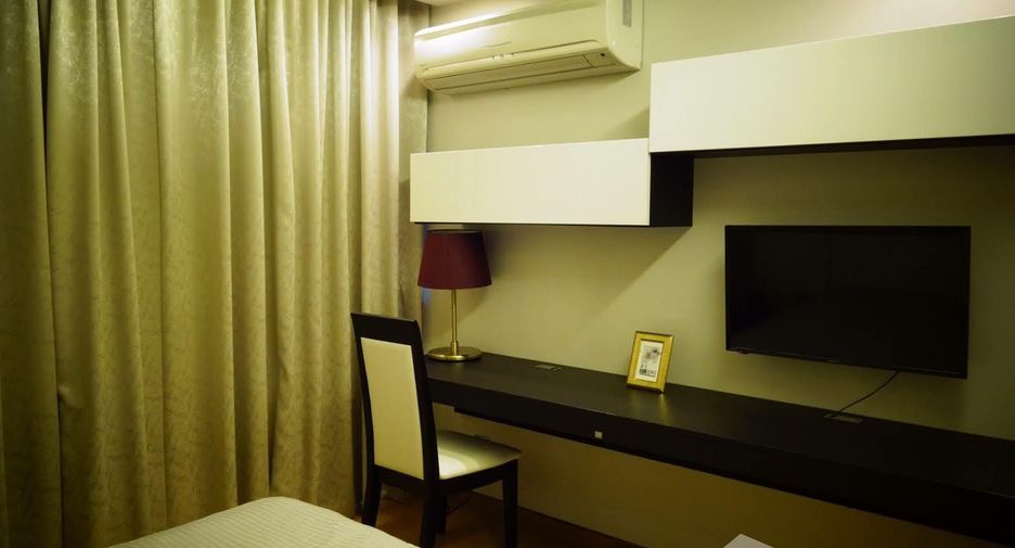 For sale 1 bed condo in Watthana, Bangkok