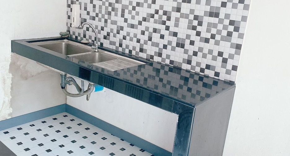 For rent 3 bedrooms townhouse in Mueang Nonthaburi, Nonthaburi