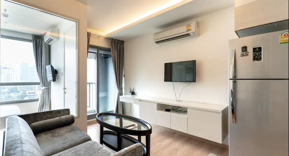 À vendre et à louer 1 chambre condo à Watthana, Bangkok