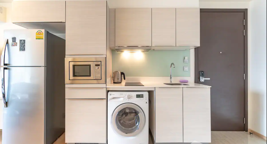 À vendre et à louer 1 chambre condo à Watthana, Bangkok