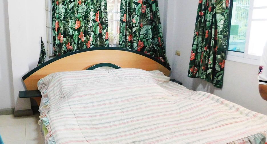For sale 6 bedrooms house in Ban Chang, Rayong