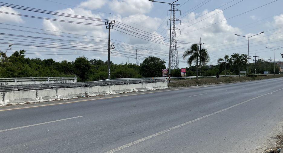 Grundstück zum Kauf in Phra Phrom, Nakhon Si Thammarat
