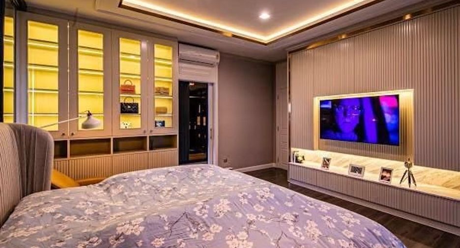 For sale 4 bedrooms house in Bang Bua Thong, Nonthaburi