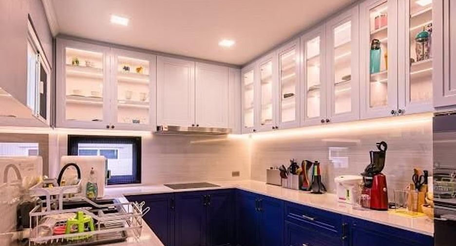 For sale 4 bedrooms house in Bang Bua Thong, Nonthaburi