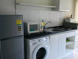 À vendre 1 chambre condo à Huai Khwang, Bangkok