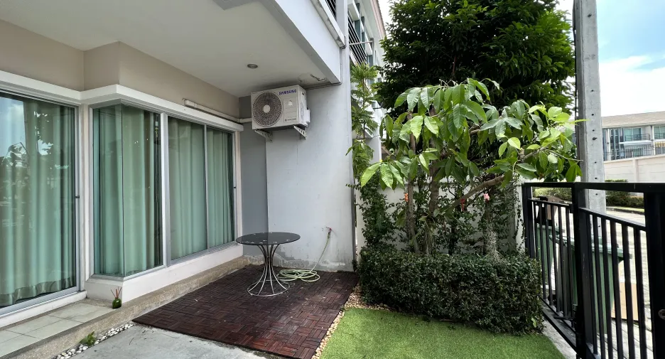 For sale 3 ベッドルーム townhouse in Bang Kruai, Nonthaburi