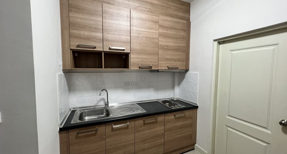 Reihenhaus zum Kauf mit 3 Zimmer in Bang Kruai, Nonthaburi