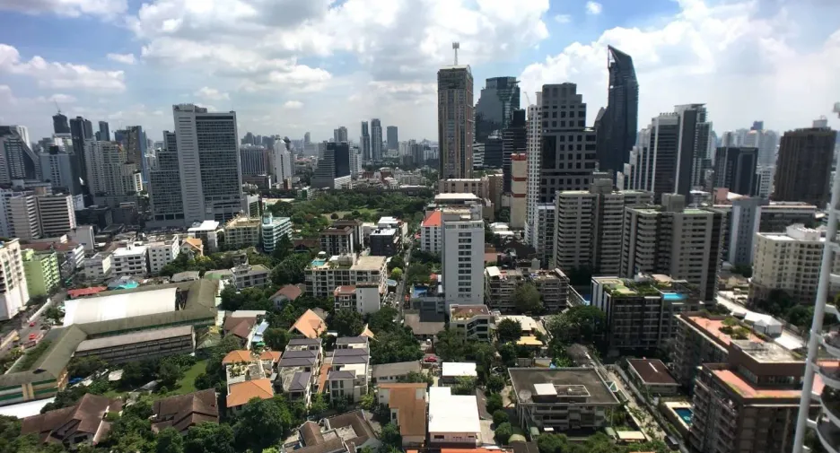 For sale and for rent 2 bedrooms condo in Khlong Toei, Bangkok