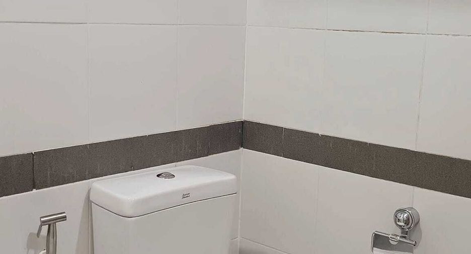 For sale studio condo in Suan Luang, Bangkok