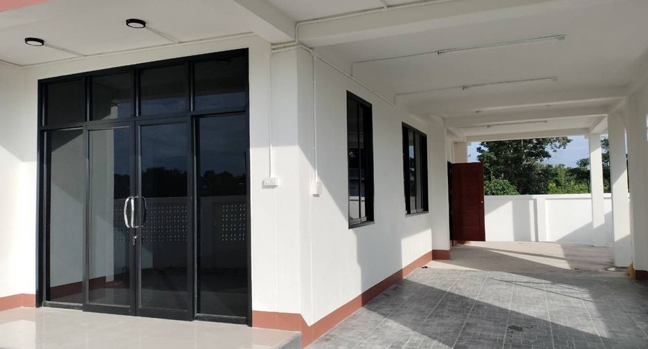 For sale 3 bedrooms house in Chiang Kham, Phayao