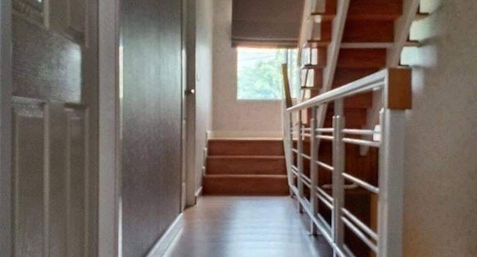 For rent 3 bedrooms townhouse in Pak Kret, Nonthaburi