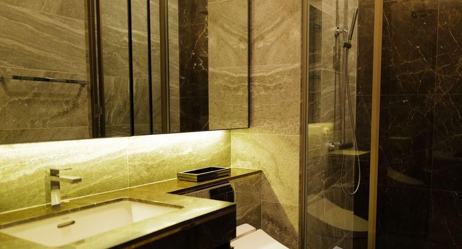 À vendre 1 chambre condo à Khlong Toei, Bangkok