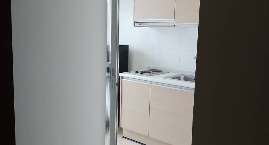 À vendre 1 chambre condo à Huai Khwang, Bangkok
