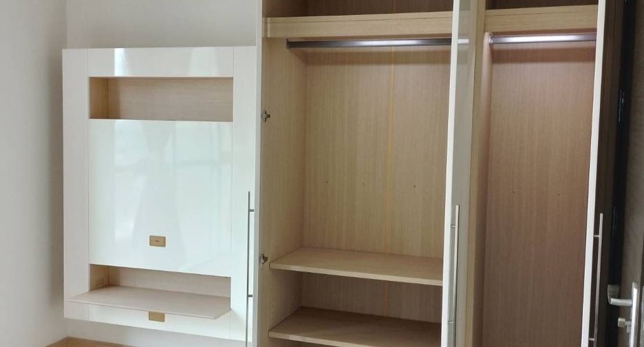 À vendre 1 chambre condo à Huai Khwang, Bangkok