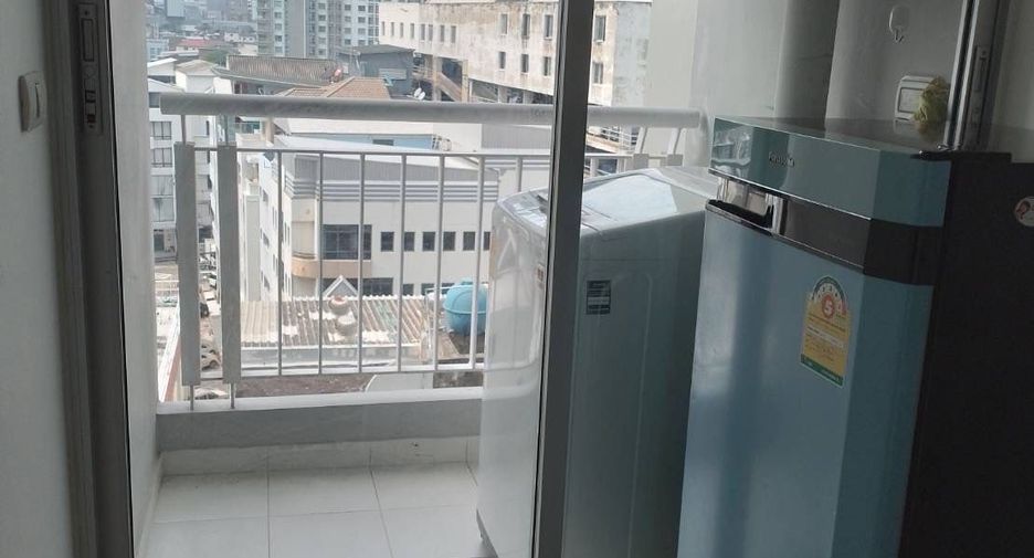 À vendre 1 chambre condo à Huai Khwang, Bangkok