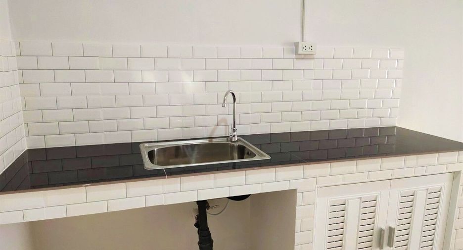 For sale 4 bedrooms townhouse in Pak Kret, Nonthaburi