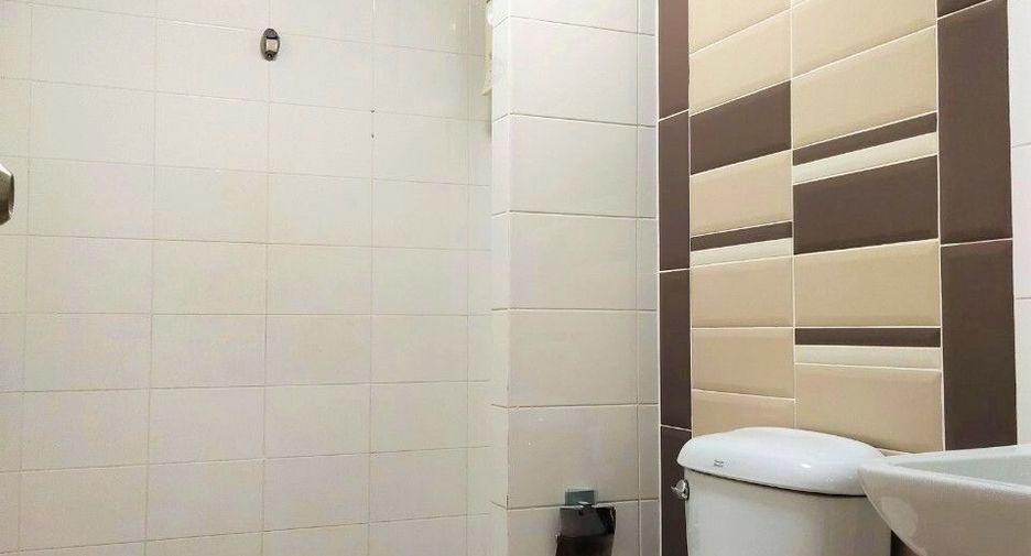 For sale 4 bedrooms townhouse in Pak Kret, Nonthaburi