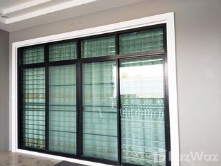 For sale 3 bedrooms townhouse in Hat Yai, Songkhla