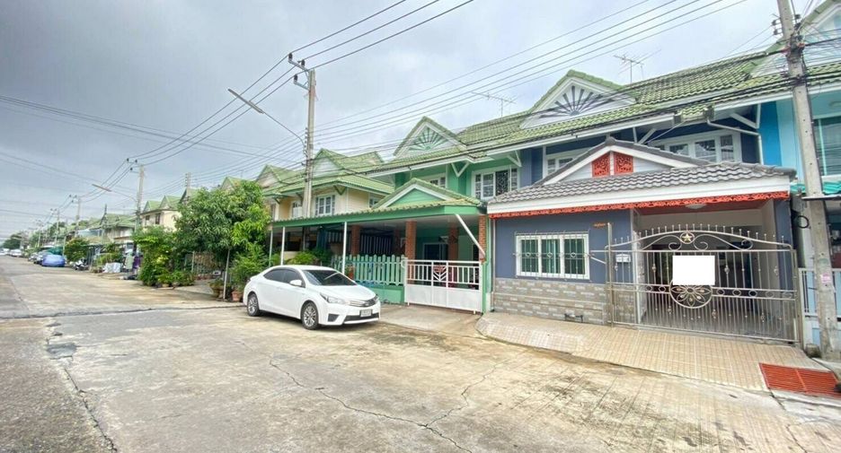 For sale 3 bedrooms house in Khlong Luang, Pathum Thani