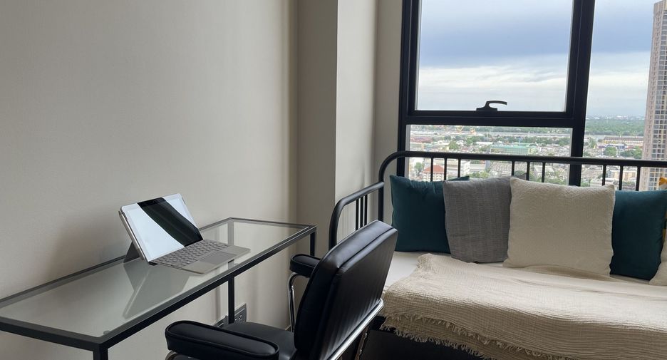 For sale 2 bedrooms condo in Khlong Toei, Bangkok