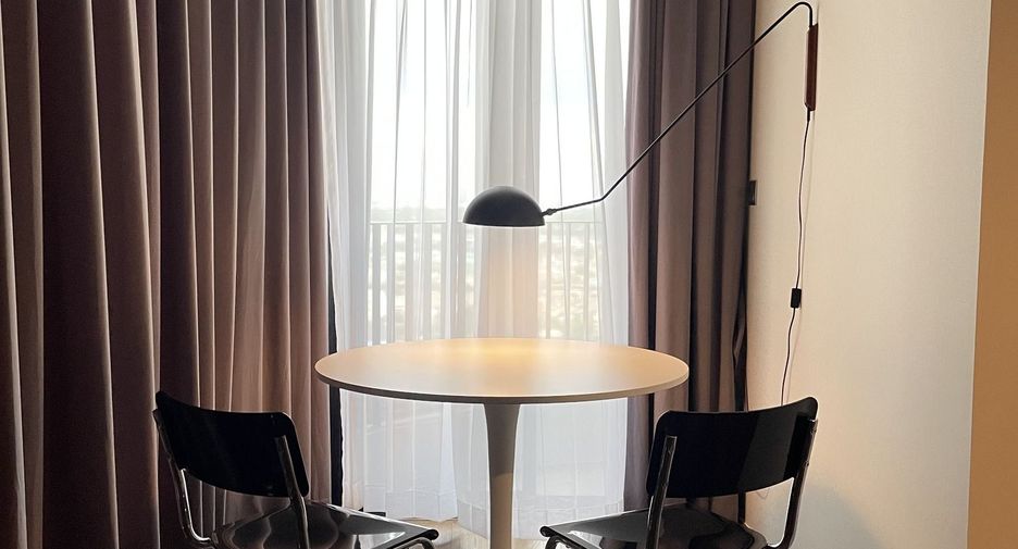 For sale 2 bedrooms condo in Khlong Toei, Bangkok