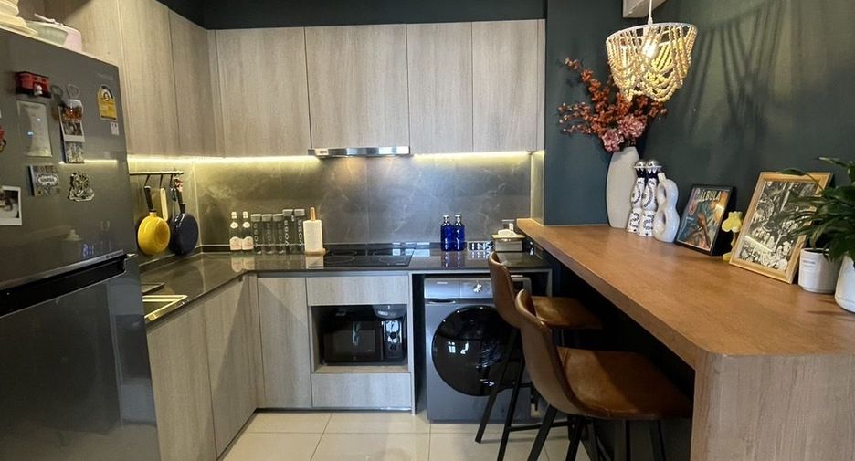 For sale 2 bedrooms condo in Watthana, Bangkok