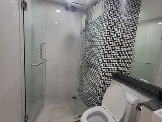 Продажа 1 кровать кондо в Дин Даенг, Бангкок